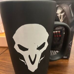 Black Skull Mug